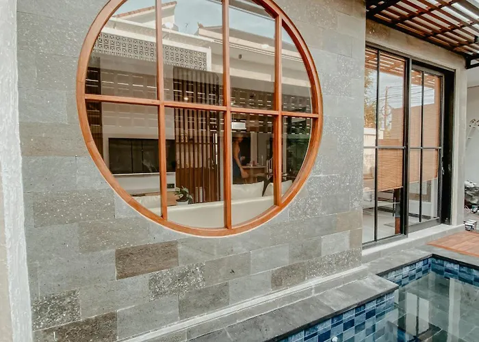 The Maru House