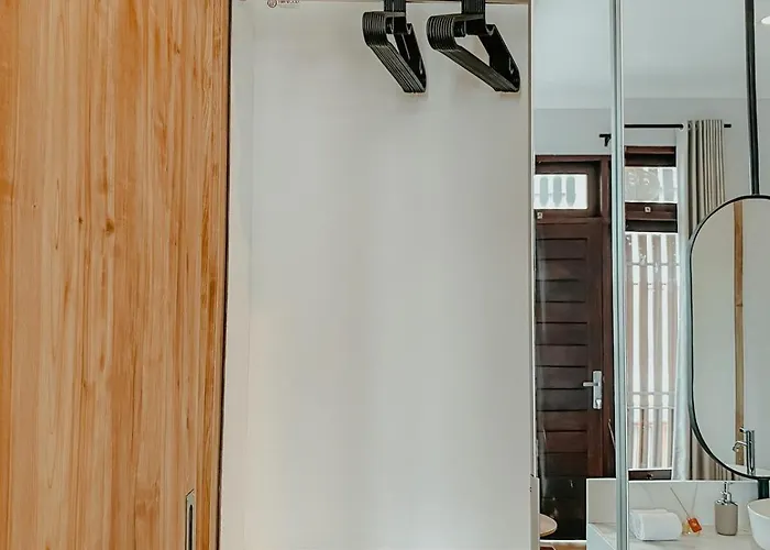 The Maru House Villa