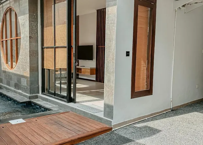 The Maru House Villa *